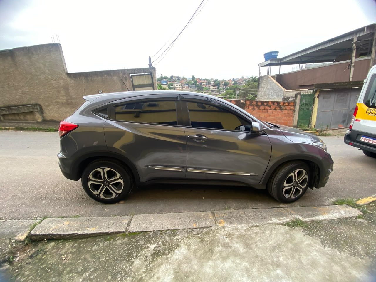 Honda HR-V cinza, foto 2