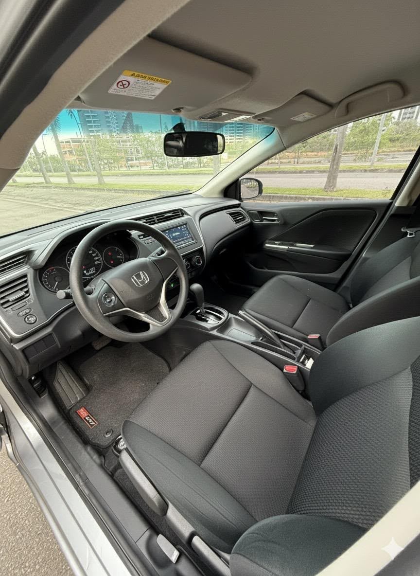 Honda City prata, foto 10