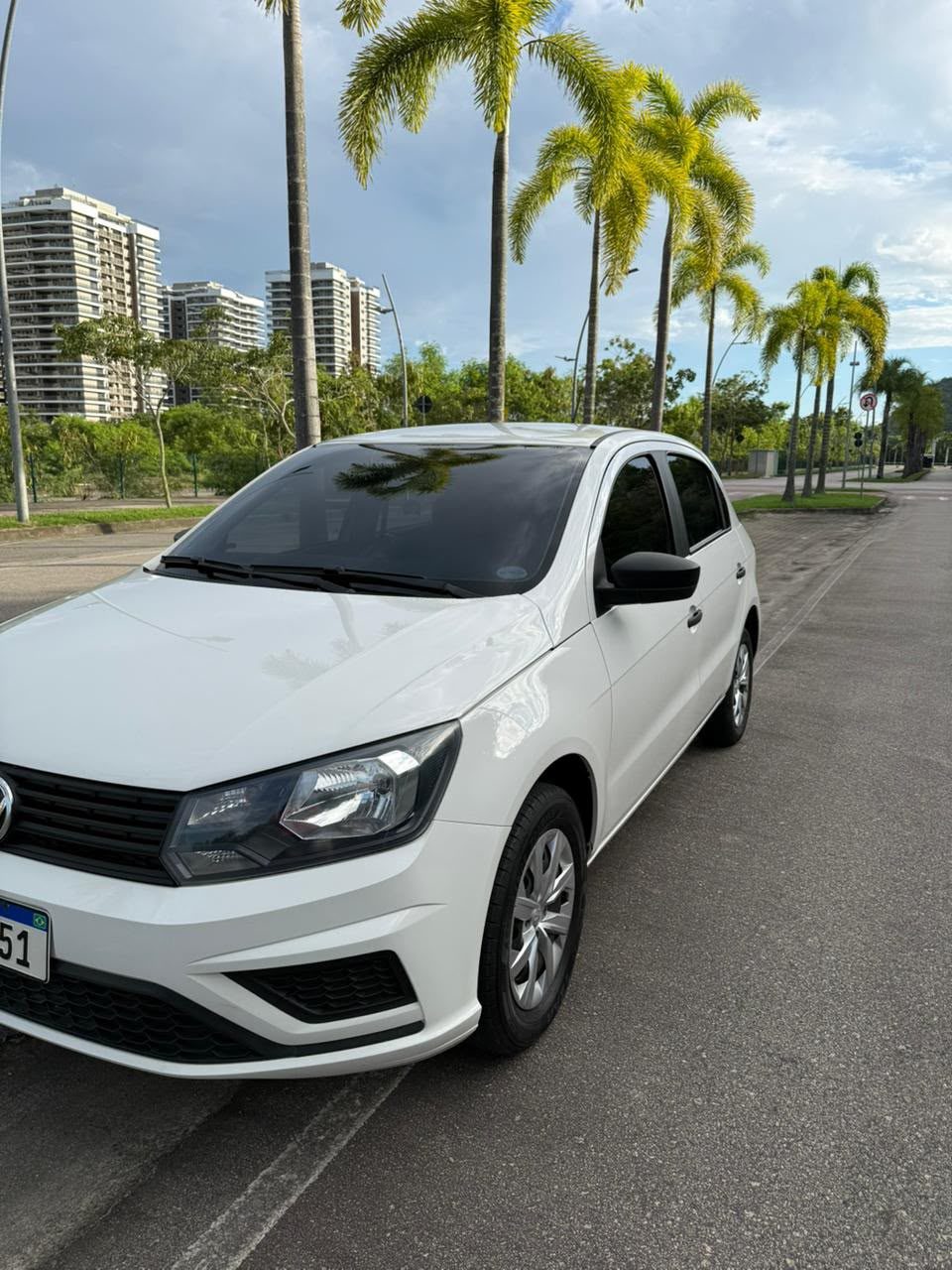 Volkswagen Gol branco, foto 2