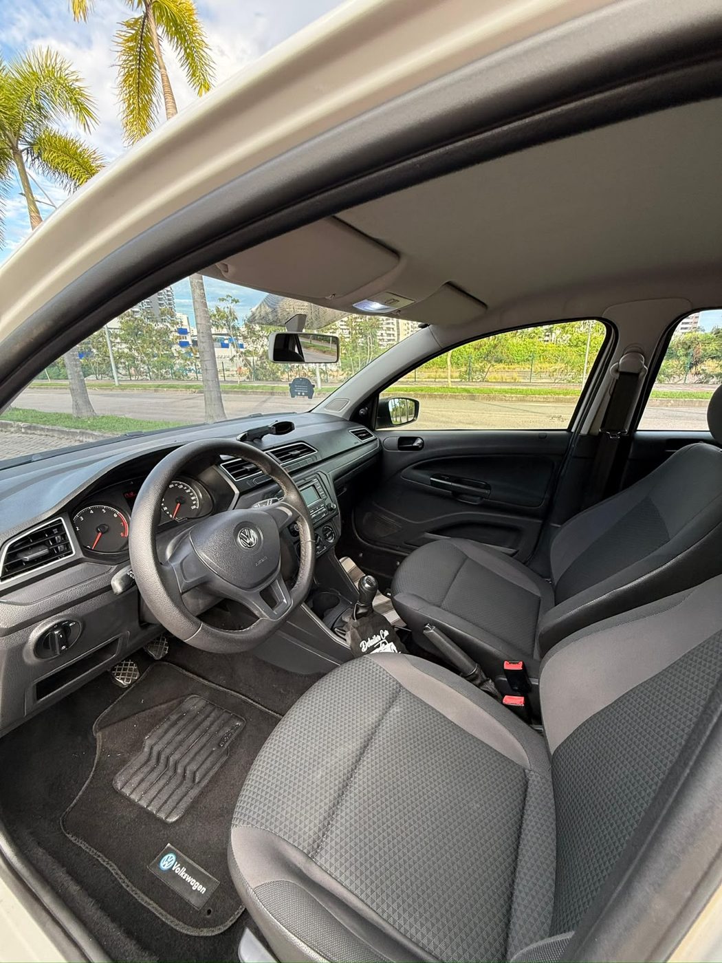 Volkswagen Gol branco, foto 7